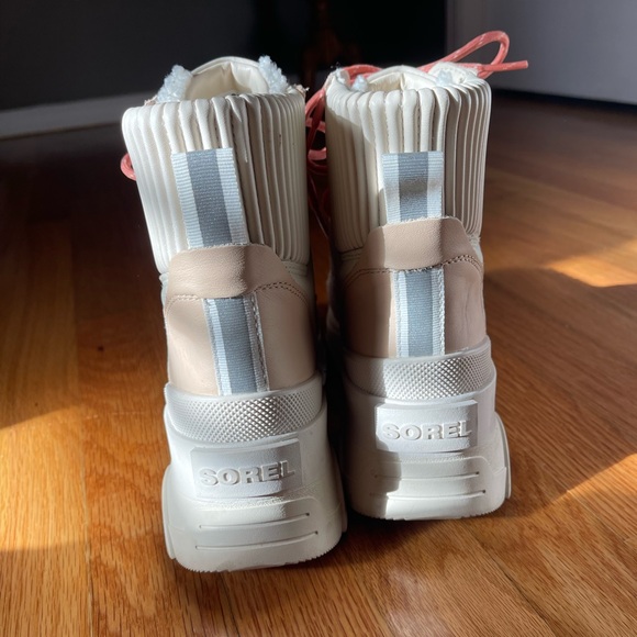 Brex cozy lace up boots- Sorel- - Picture 2 of 6